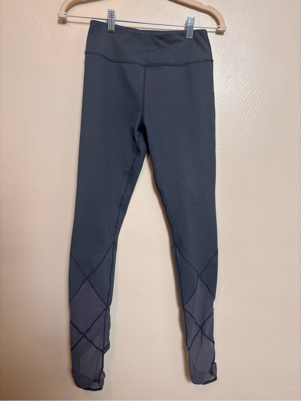 Zella Women’s Leggings Stirrup High Waist Mesh Calf Inside Pocket Gray Size XL